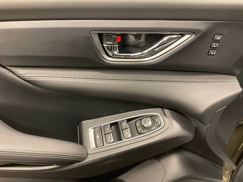 New 2026 Subaru Ascent Limited image 9