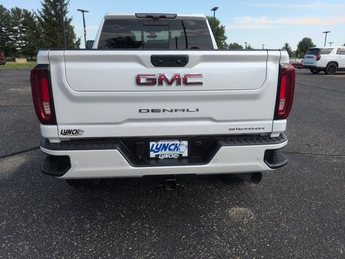 Used 2021 GMC Sierra 2500 Denali w/ Denali Ultimate Package AWD/4WD image 4