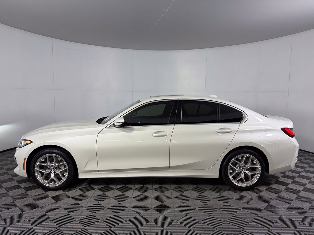 Used 2026 BMW 330i xDrive Sedan AWD/4WD image 8
