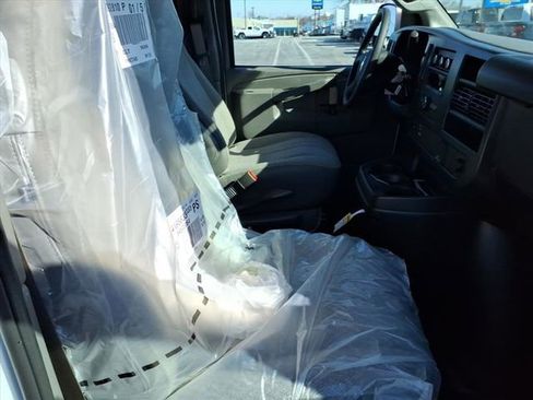 New 2026 Chevrolet Express 2500 w/ Driver Convenience Package image 9