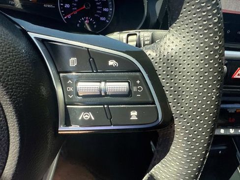 Used 2023 Kia Forte GT-Line w/ GT-Line Premium Package image 31