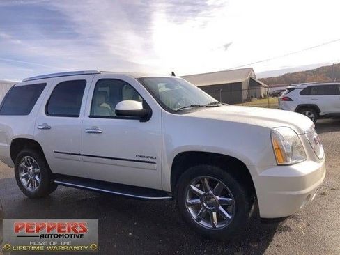 Used 2014 GMC Yukon Denali image 6