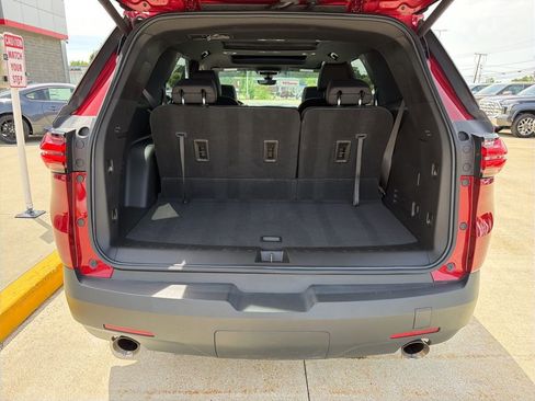 Used 2023 Chevrolet Traverse RS w/ LPO, Floor Liner Package AWD/4WD image 28