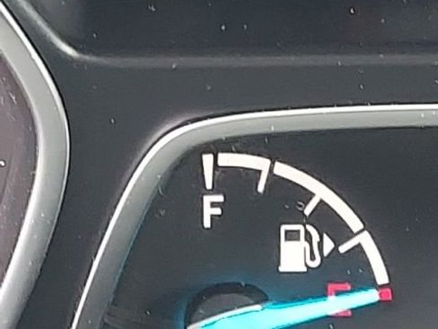 Used 2018 Ford Escape SE image 1