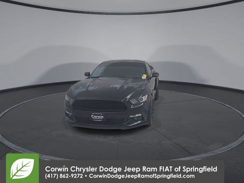 Used 2017 Ford Mustang GT Premium w/ Equipment Group 401A image 7