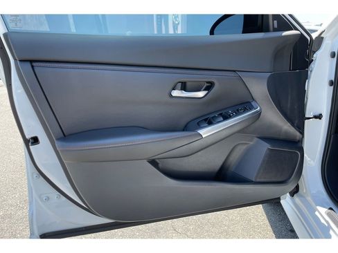Used 2022 Nissan Sentra SR FWD image 10