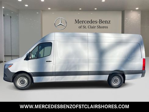 New 2026 Mercedes-Benz Sprinter 2500 image 2