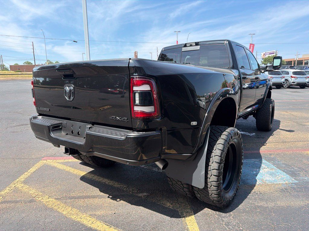 Used 2022 RAM 3500 Laramie w/ Night Edition AWD/4WD image 9