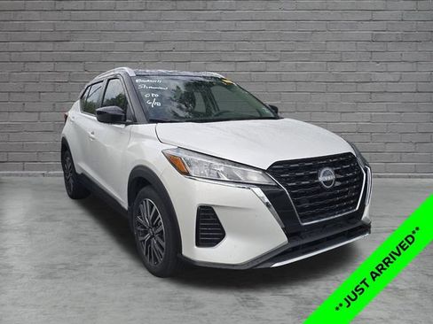 Certified 2024 Nissan Kicks SV w/ Interior Electronics Package FWD image 1