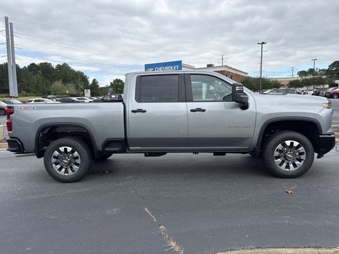 New 2026 Chevrolet Silverado 2500 Custom w/ Custom Value Package image 4