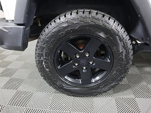 Used 2017 Jeep Wrangler Unlimited Sport image 15