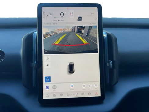 New 2026 Volvo EX30 Plus w/ Protection Package Premier image 17