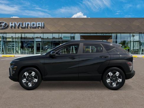 Used 2025 Hyundai Kona SEL AWD/4WD image 3