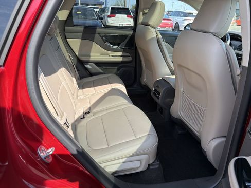 Used 2021 Lincoln Corsair AWD w/ Premium Package image 17