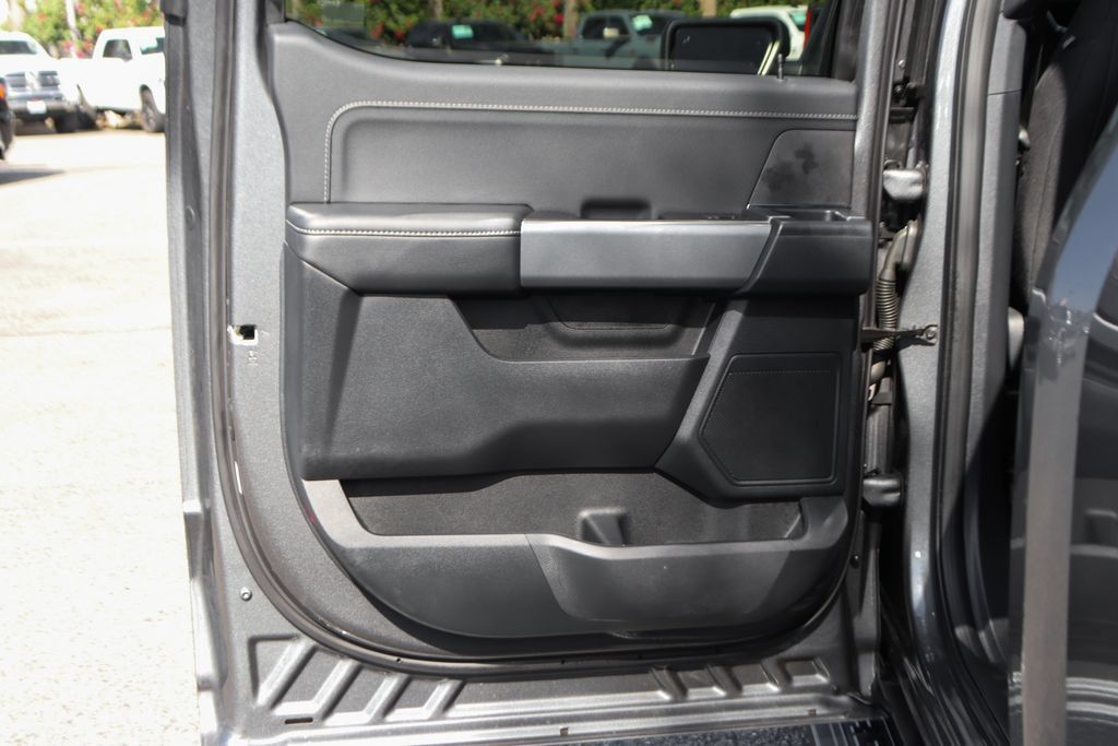 Used 2025 Ford F150 XLT w/ Equipment Group 301A Standard AWD/4WD image 31