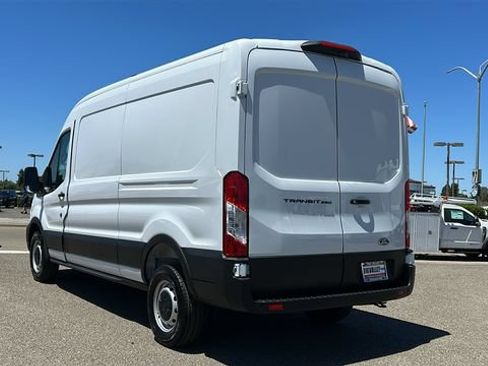 New 2026 Ford Transit 250 148 Medium Roof RWD image 5