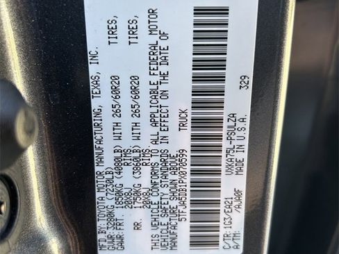 Used 2023 Toyota Tundra Limited image 13