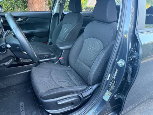 Used 2019 Kia Forte S FWD image 13