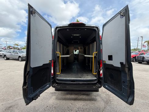 Used 2020 Ford Transit 250 148 High Roof Extended RWD image 5
