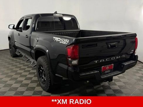 Used 2018 Toyota Tacoma TRD Sport AWD/4WD image 6