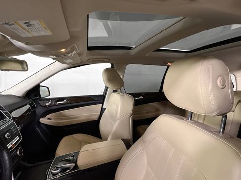 Used 2019 Mercedes-Benz GLS 450 4MATIC image 21