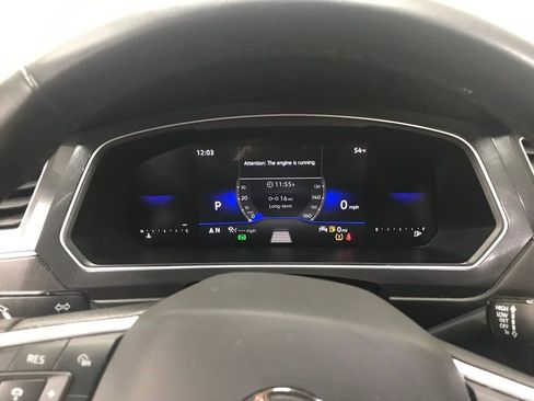 Used 2024 Volkswagen Tiguan SE image 15