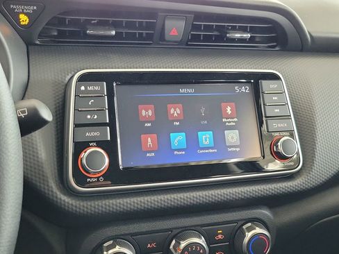 New 2025 Nissan Kicks Play S FWD image 24
