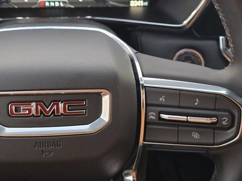 Used 2024 GMC Canyon Elevation w/ Trailering Package image 16