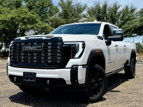 Certified 2025 GMC Sierra 2500 Denali Ultimate AWD/4WD image 1