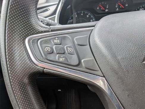 Used 2020 Chevrolet Malibu LT image 23