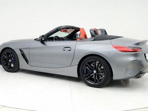 Used 2025 BMW Z4 M40i w/ Premium Package image 7