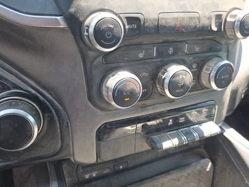Used 2019 RAM 1500 Big Horn AWD/4WD image 19
