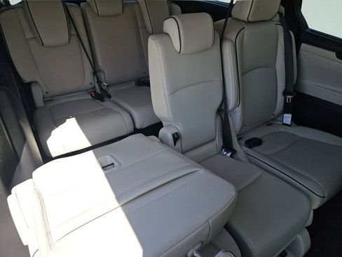 Used 2026 Honda Odyssey Touring image 5