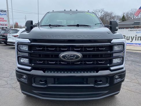 Used 2024 Ford F250 Lariat w/ Black Appearance Package AWD/4WD image 9