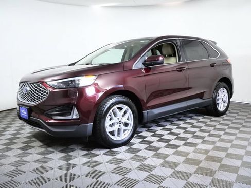 Certified 2024 Ford Edge SEL w/ Convenience Package AWD/4WD image 5