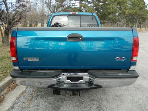 Used 2002 Ford F250 Lariat image 8