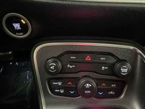 Used 2015 Dodge Challenger SXT Plus RWD image 12