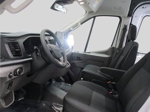 New 2023 Ford E-Transit 148 High Roof image 14