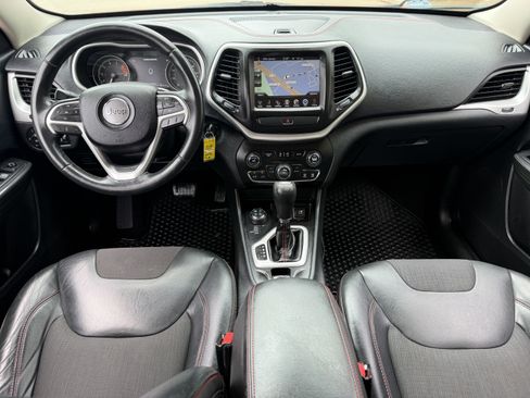 Used 2016 Jeep Cherokee Trailhawk w/ Trailer Tow Group AWD/4WD image 24