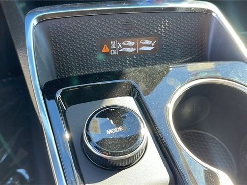 New 2026 Chevrolet Equinox LT w/ Convenience Package II image 16