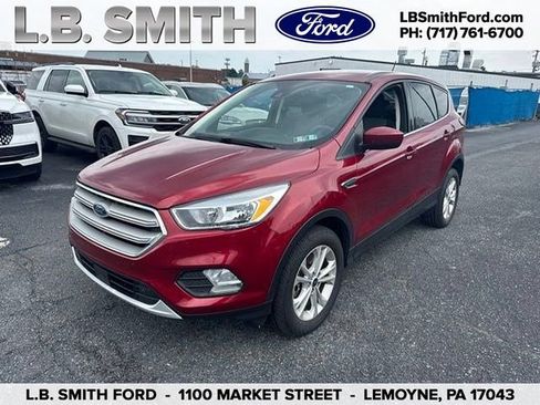 Certified 2019 Ford Escape SE AWD/4WD image 1