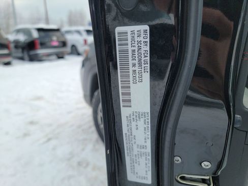 Used 2024 Jeep Compass Trailhawk image 22