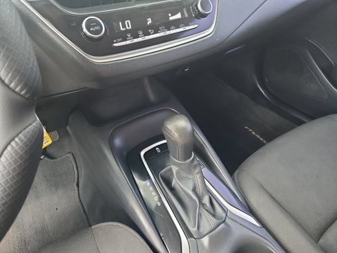 Used 2024 Toyota Corolla LE FWD image 15