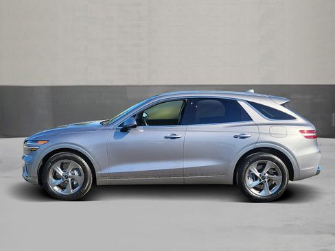 Certified 2026 Genesis GV70 2.5T Select image 3