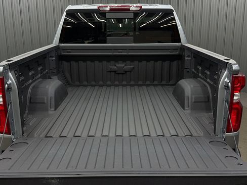 Used 2026 Chevrolet Silverado 1500 LT Trail Boss w/ Convenience Package II AWD/4WD image 17