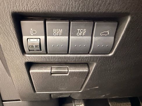 Used 2011 MAZDA CX-9 Grand Touring w/ Moonroof & Bose Audio Pkg image 13