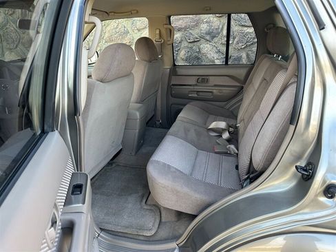 Used 2004 Nissan Pathfinder SE AWD/4WD image 21