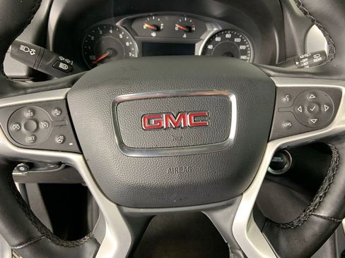 Used 2024 GMC Terrain SLT FWD image 32