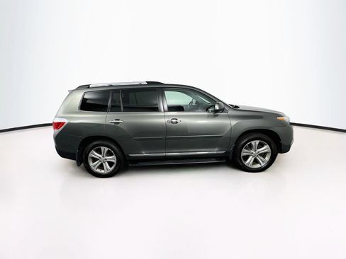 Used 2012 Toyota Highlander Limited w/ Tow Pkg AWD/4WD image 8
