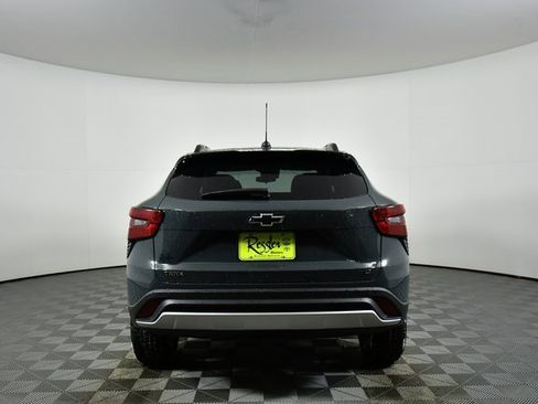 New 2026 Chevrolet Trax LT w/ Driver Confidence Package image 12